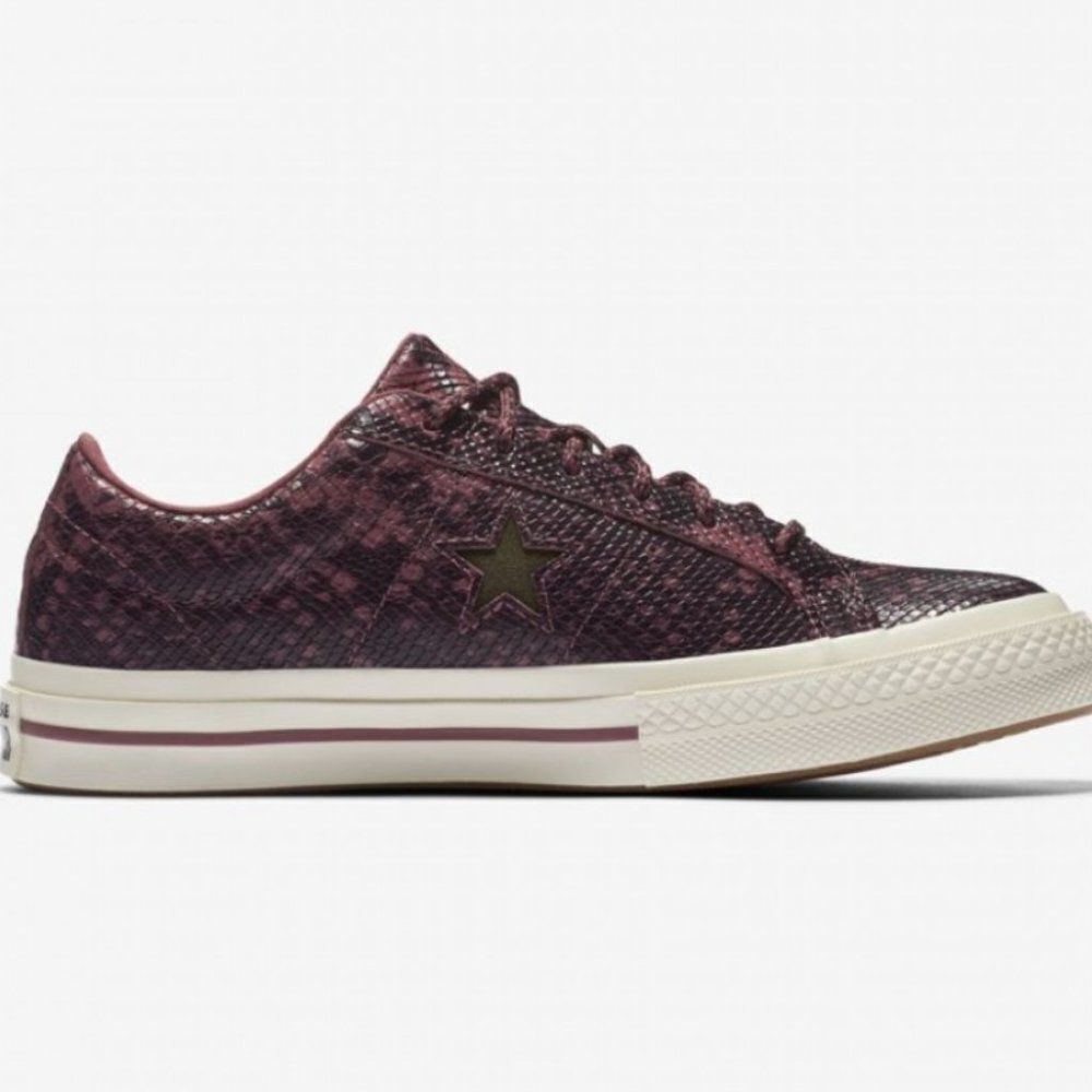 Converse One Star Full Gator Wine/Black Sneakers